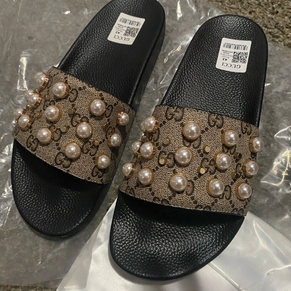 COPY - BAND NEW GG SLIDES !!!!!!!
